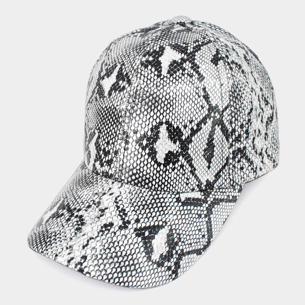 Бейсболка с рисунком под змеиную кожу FASHNZFAB, белый
Бейсболка с рисунком под змеиную кожу FASHNZFAB, белый