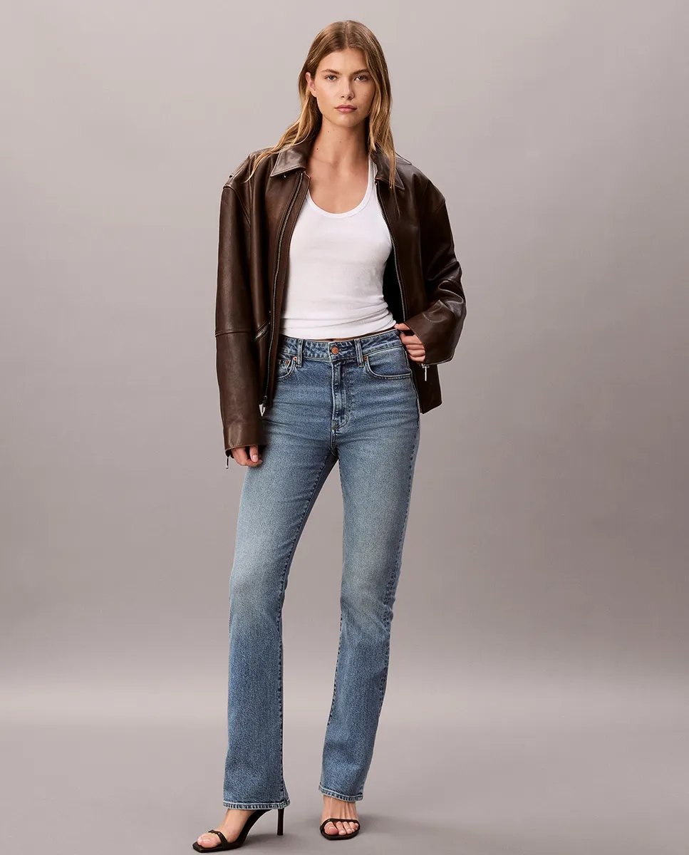 Женские джинсы скинни клеш Calvin Klein Jeans, светло-голубой
Женские джинсы скинни клеш Calvin Klein Jeans, светло-голубой
