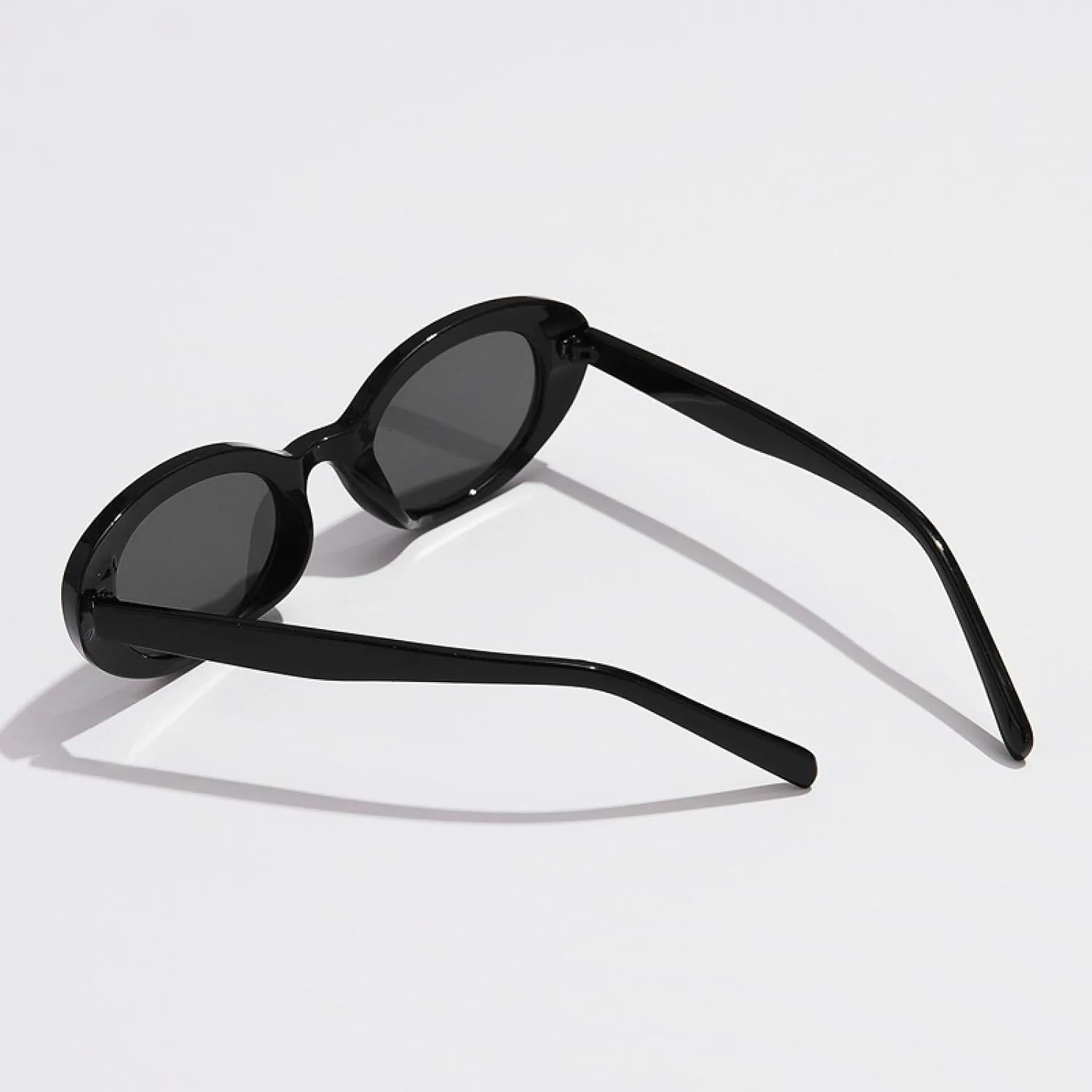 Солнцезащитные очки с защитой от УФ-излучения UV400 | Овальная черная оправа | Для женщин и мужчин | Для занятий спортом на открытом воздухе и вождения DSVIGF, Black
Солнцезащитные очки с защитой от УФ-излучения UV400 | Овальная черная оправа | Для женщин и мужчин | Для занятий спортом на открытом воздухе и вождения DSVIGF, Black