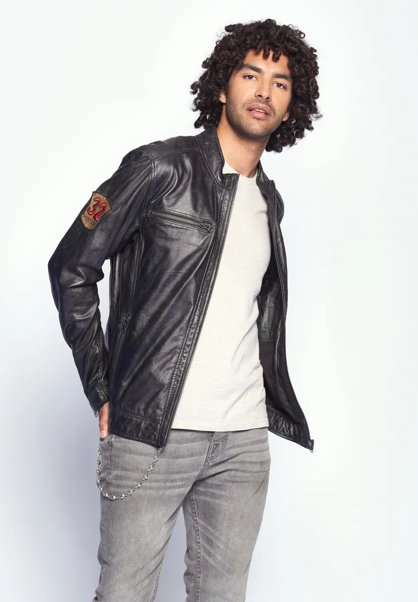 МУСТАНГ кожаная куртка "Варберг" Mustang, коричневый
МУСТАНГ кожаная куртка "Варберг" Mustang, коричневый