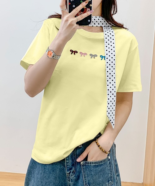 Футболка с вышивкой Aimoha
Футболка с вышивкой Aimoha