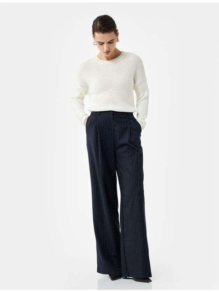 СВИТЕРЫ BSC в цвете Ekru KOTON
СВИТЕРЫ BSC в цвете Ekru KOTON