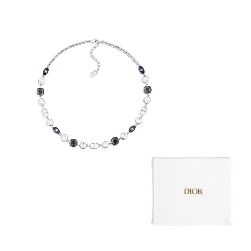 DIOR Звездные кулоны из смолы для мужчин, серебристые
DIOR Звездные кулоны из смолы для мужчин, серебристые