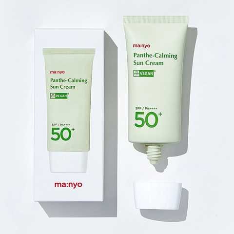 Manyo - Panthe-Calming Sun Cream SPF50+ PA++++ - Веганский солнцезащитный крем с пантенолом - 50 мл Inna marka
Manyo - Panthe-Calming Sun Cream SPF50+ PA++++ - Веганский солнцезащитный крем с пантенолом - 50 мл Inna marka