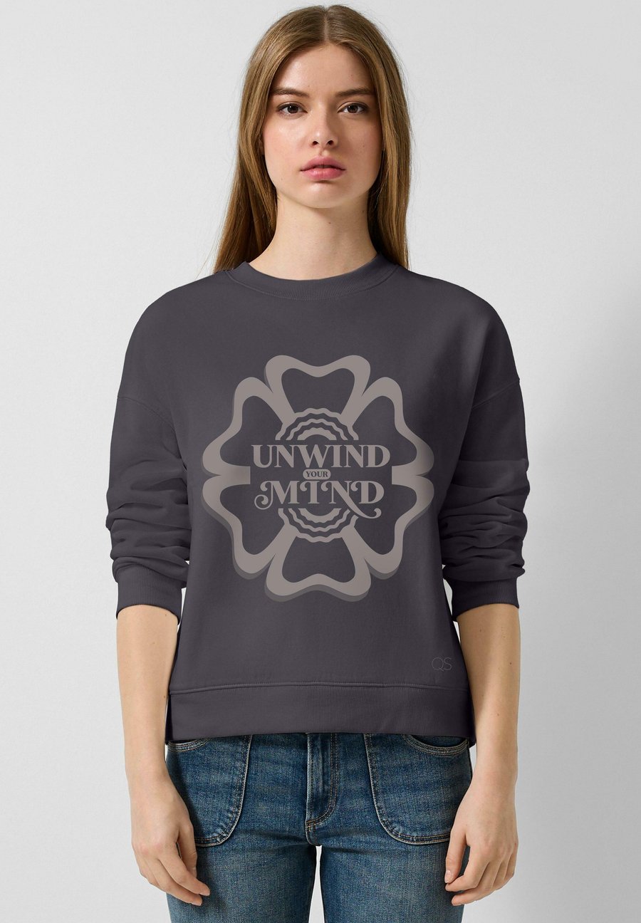 Толстовка QS Sweatshirt, Dunkelgrau/Anthracite
Толстовка QS Sweatshirt, Dunkelgrau/Anthracite