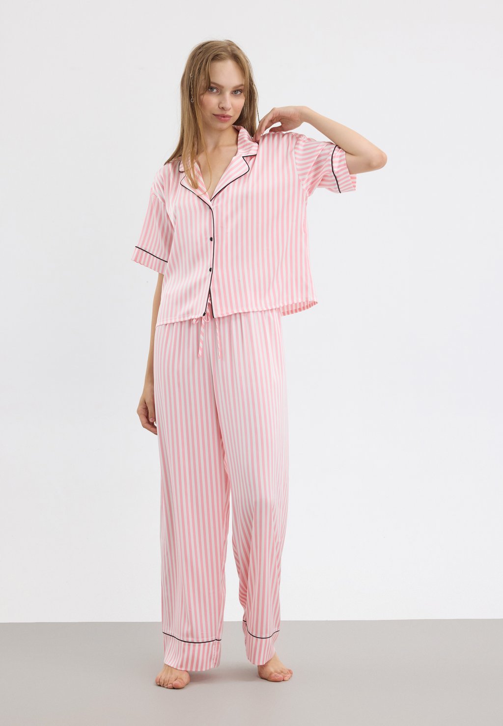 Пижама SET - Pyjama set Even&Odd by Zalando, светло-розовый
Пижама SET - Pyjama set Even&Odd by Zalando, светло-розовый