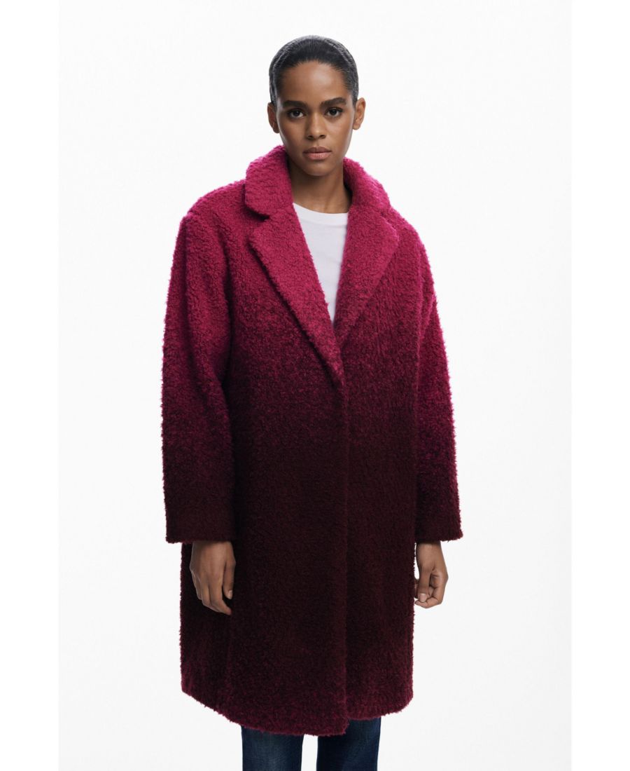 Женское градиентное пальто из букле Desigual, Dark pink
Женское градиентное пальто из букле Desigual, Dark pink