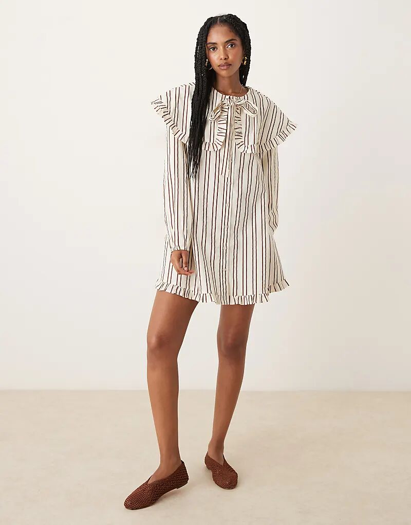 Платье-рубашка мини с широким воротником в полоску Neon Rose оливкового и коричневого цветов
Платье-рубашка мини с широким воротником в полоску Neon Rose оливкового и коричневого цветов