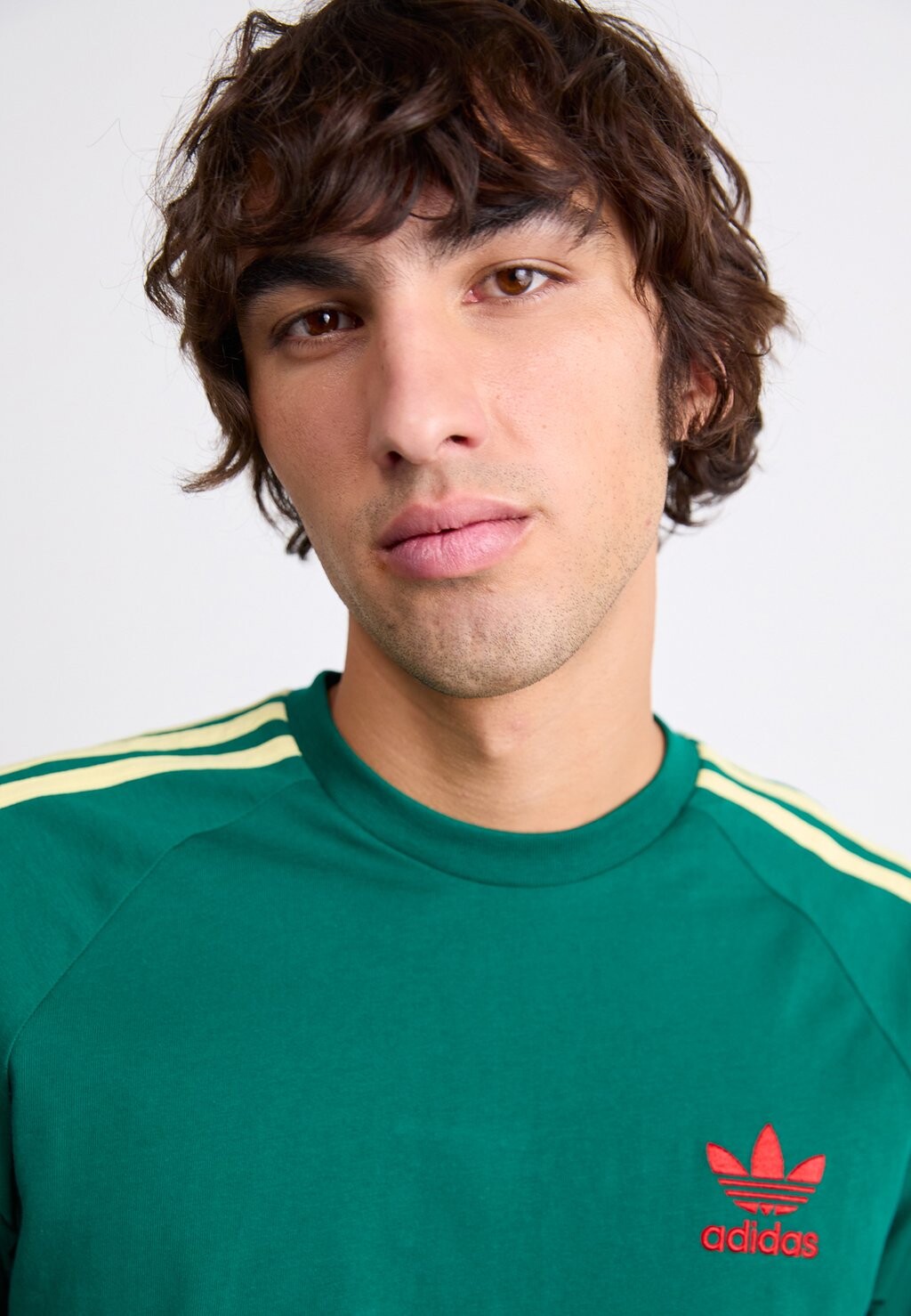 Футболка с принтом PANEL TEE adidas Originals, темно-зеленый
Футболка с принтом PANEL TEE adidas Originals, темно-зеленый