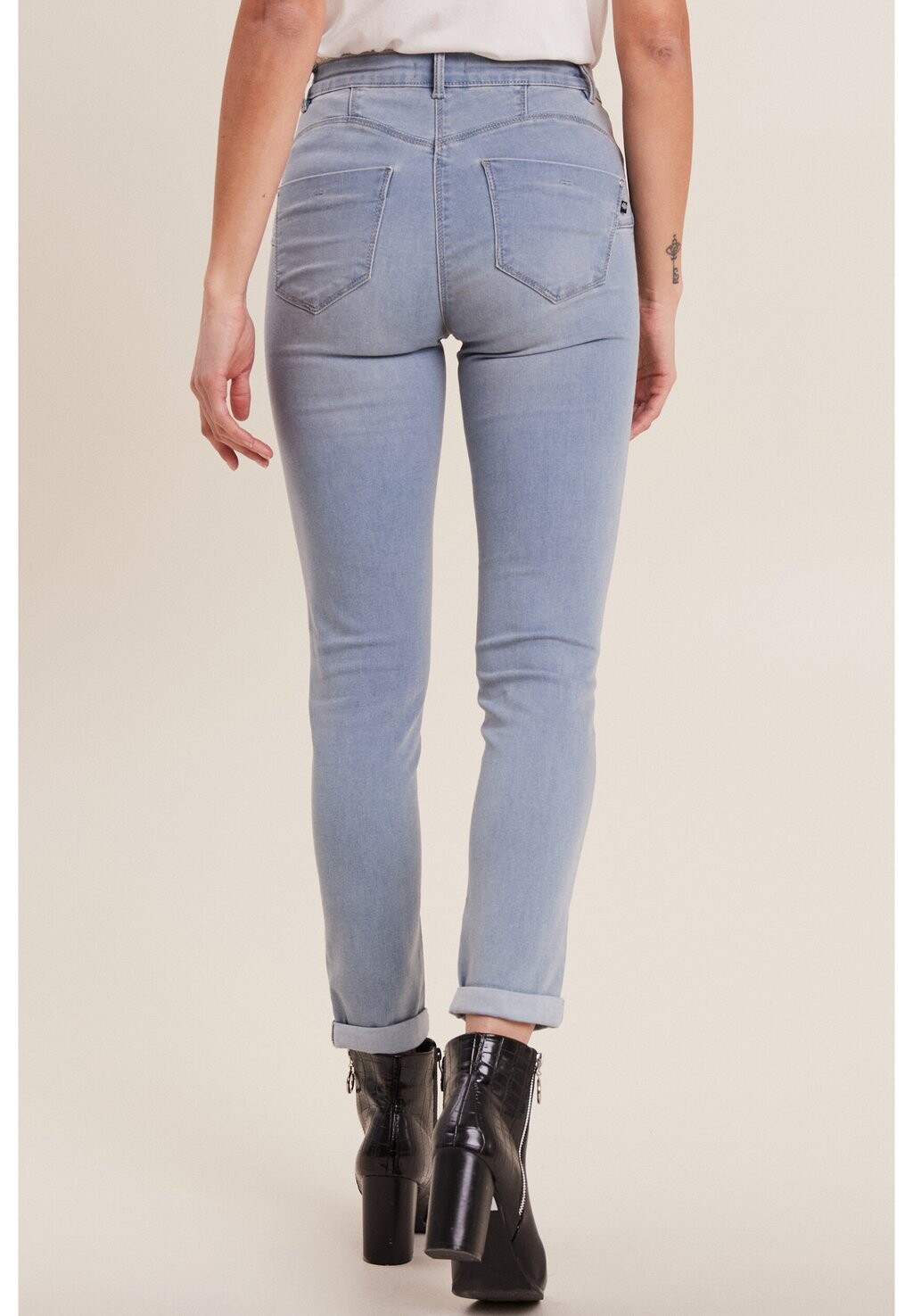 Джинсы облегающего кроя ENG ANLIEGENDE IN STANDARDGRÖSSE Breal, синий деним
Джинсы облегающего кроя ENG ANLIEGENDE IN STANDARDGRÖSSE Breal, синий деним