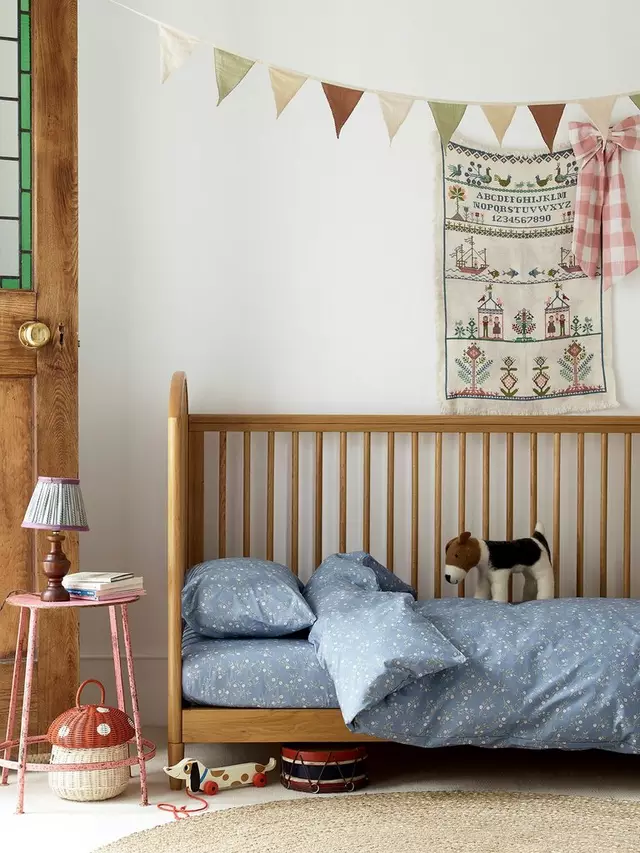 Простыня на резинке Piglet in Bed Kids' Spring Sprig Floral Cotton Infant, цвет iris
Простыня на резинке Piglet in Bed Kids' Spring Sprig Floral Cotton Infant, цвет iris