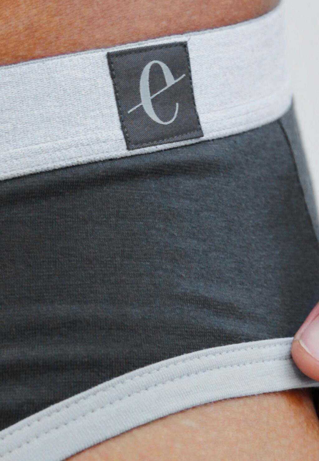 Трусы THEO Erlich Textil, серый
Трусы THEO Erlich Textil, серый