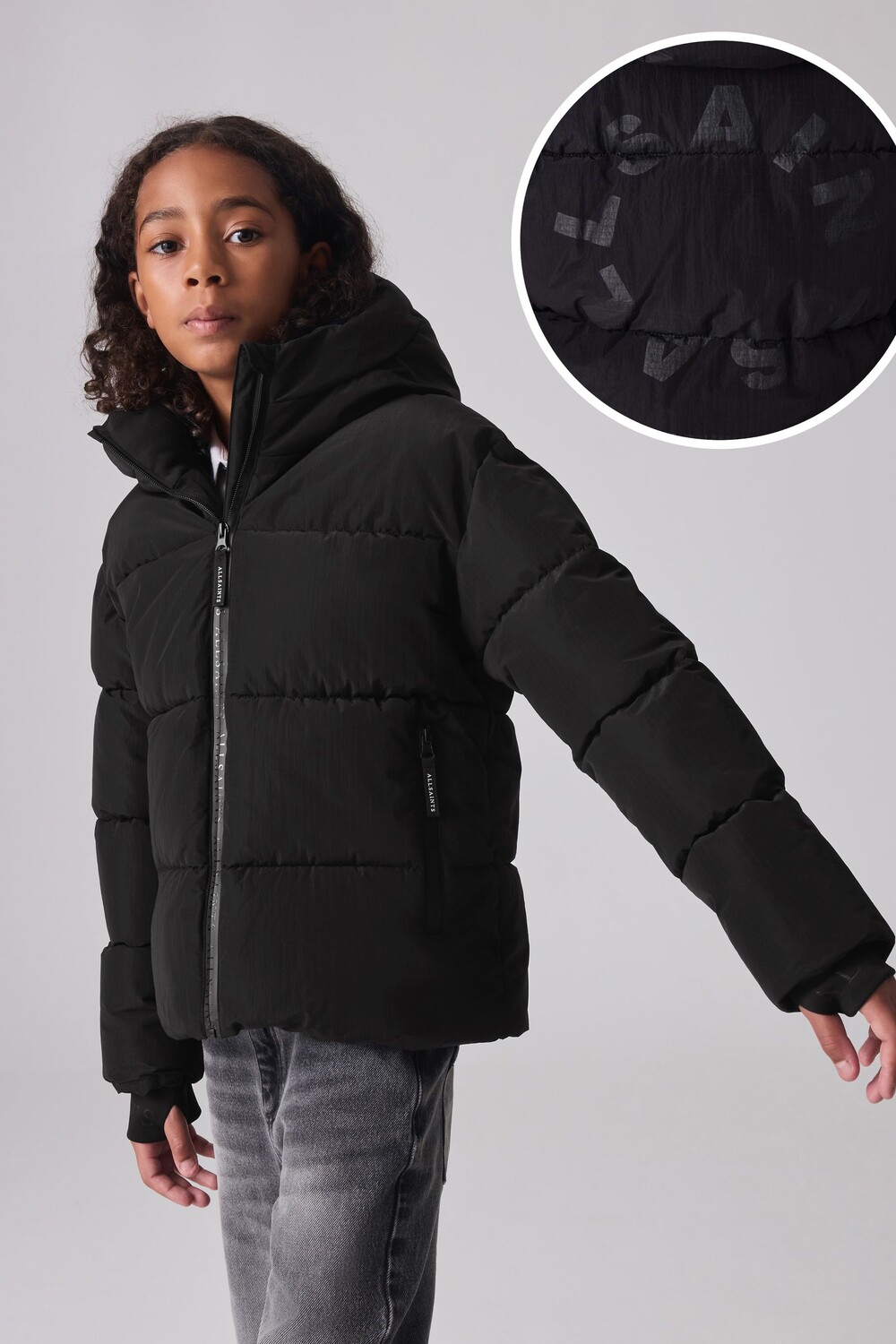 Короткое пуховое пальто для мальчиков Smallsaints, черный
Короткое пуховое пальто для мальчиков Smallsaints, черный