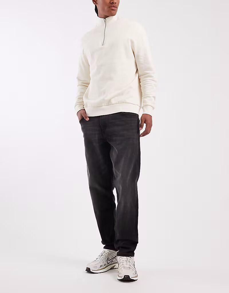 Зауженные джинсы черного цвета с эластичными вставками Asos Design
Зауженные джинсы черного цвета с эластичными вставками Asos Design