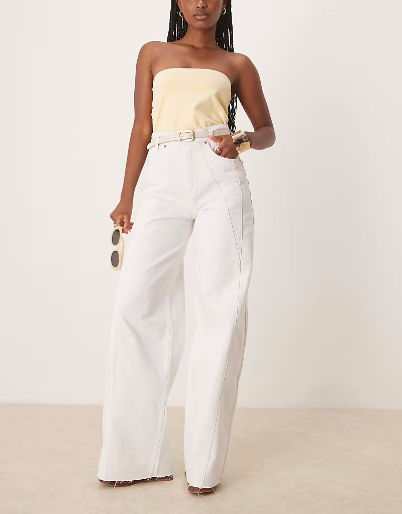 Scalpers - New Curvy - Джинсы из денима белого цвета
Scalpers - New Curvy - Джинсы из денима белого цвета