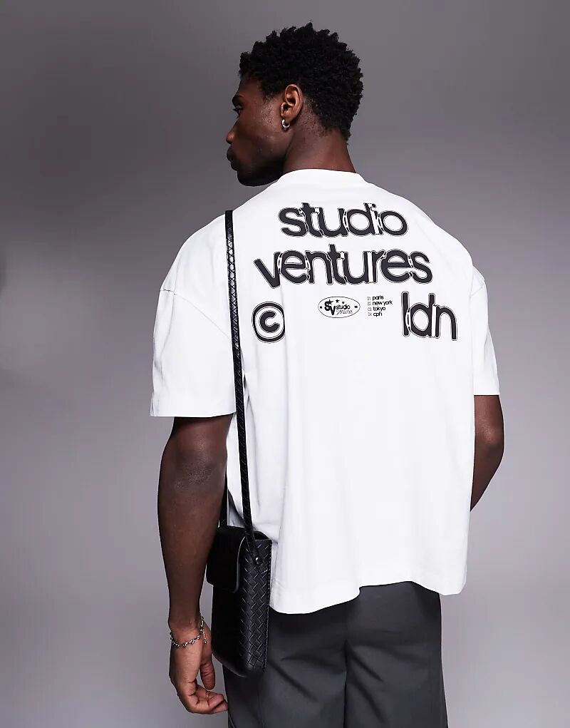 Футболка свободного кроя ASOS DESIGN со спущенным плечом и текстовым рисунком белого цвета
Футболка свободного кроя ASOS DESIGN со спущенным плечом и текстовым рисунком белого цвета