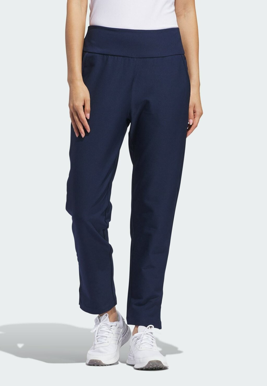 Брюки WOMEN'S ULTIMATE ANKLE PANTS adidas Golf, цвет black 
Брюки WOMEN'S ULTIMATE ANKLE PANTS adidas Golf, цвет black