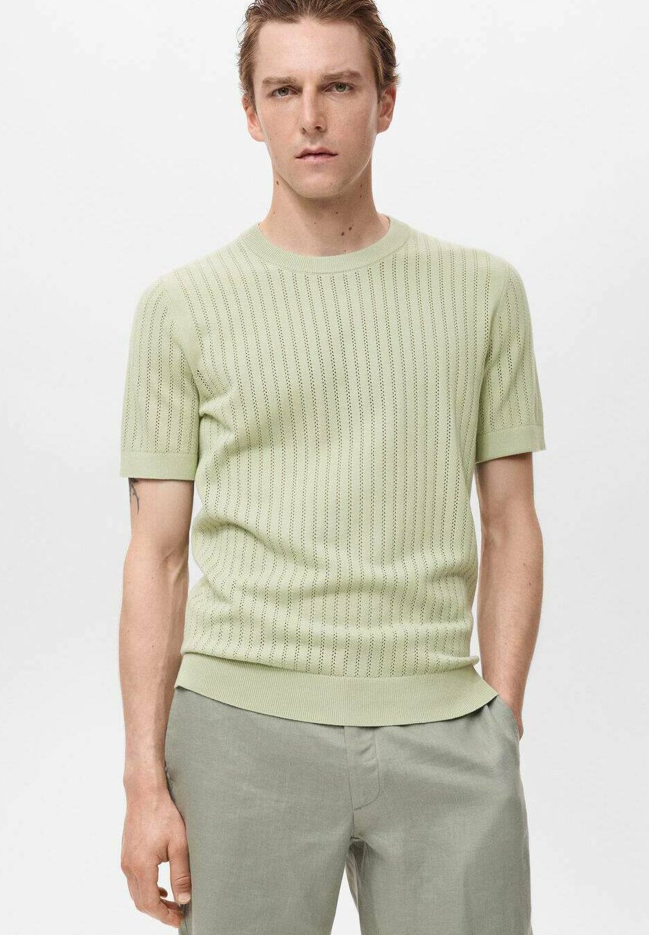 Базовая футболка Mango, зеленый
Базовая футболка Mango, зеленый