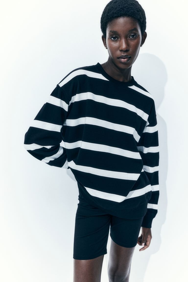 Фуфайка H&M, черный
Фуфайка H&M, черный