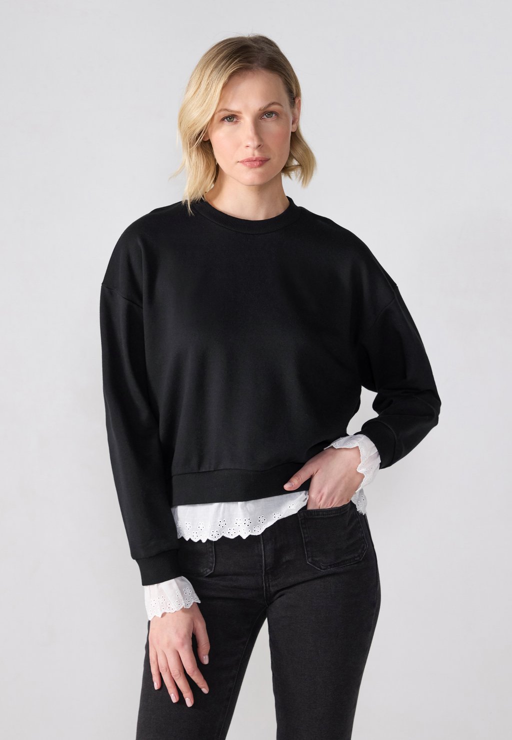 Толстовка Anna Field, черный
Толстовка Anna Field, черный