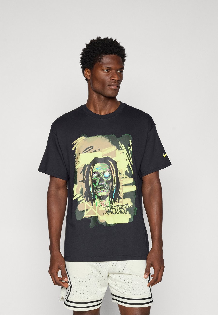 Футболка Nike Performance TEE M90 ZOMBIE, Black
Футболка Nike Performance TEE M90 ZOMBIE, Black