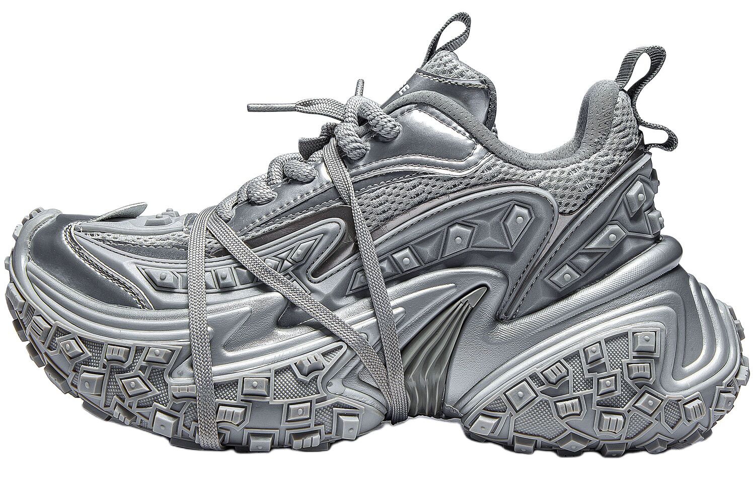 CAIHEE Антискользящие и износостойкие массивные кроссовки на платформе унисекс черные Warrior - серебристо-серые, цвет Silver Gray
CAIHEE Антискользящие и износостойкие массивные кроссовки на платформе унисекс черные Warrior - серебристо-серые, цвет Silver Gray