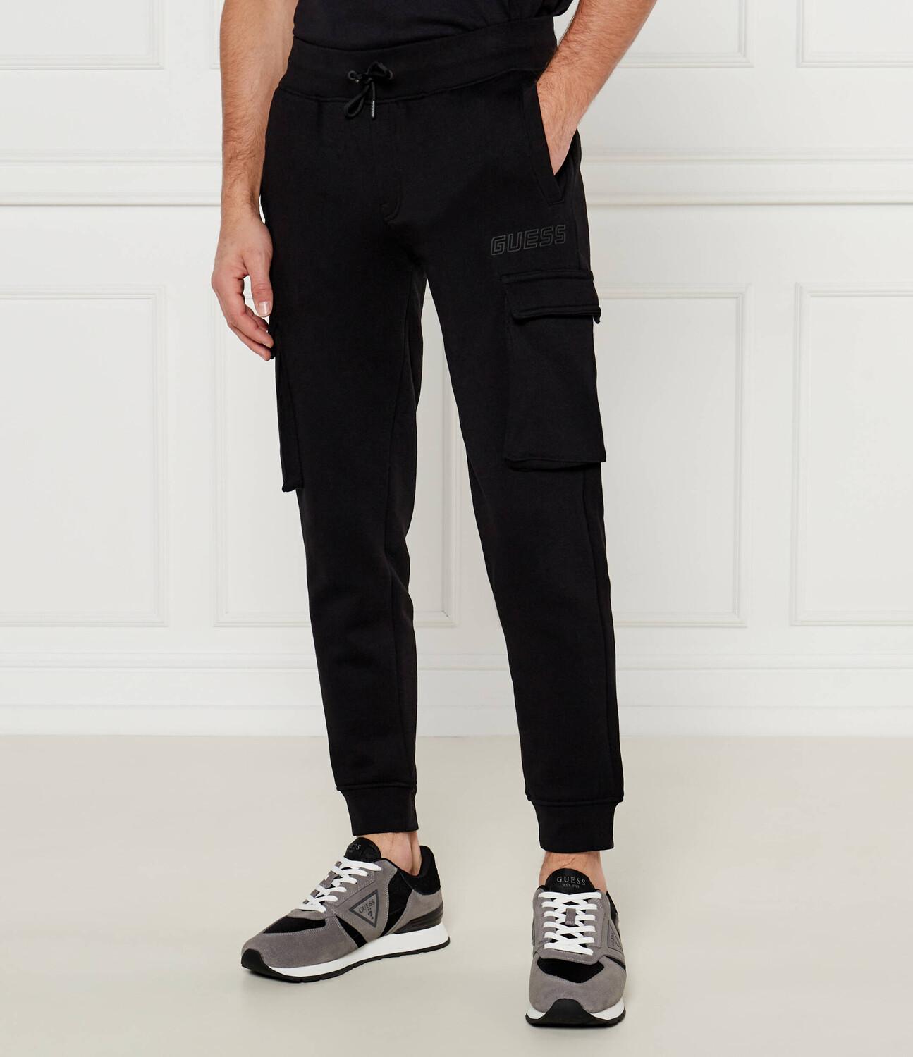 Спортивные брюки GUESS ACTIVE Aldwin Regular Fit, черный
Спортивные брюки GUESS ACTIVE Aldwin Regular Fit, черный