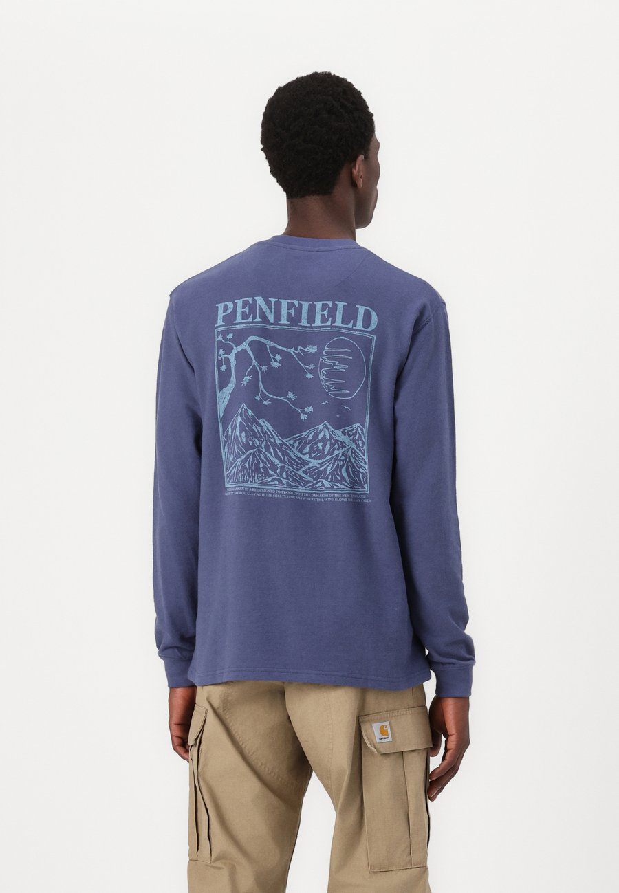 Топ Penfield WINTER MOUNTAIN , Blue Indigo/Dark Blue
Топ Penfield WINTER MOUNTAIN , Blue Indigo/Dark Blue