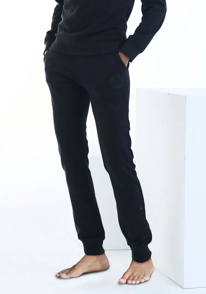 Bench Брюки для бега в стиле Loungewear с изысканной вышивкой логотипа, костюм для отдыха Bench Loungewear, черный
Bench Брюки для бега в стиле Loungewear с изысканной вышивкой логотипа, костюм для отдыха Bench Loungewear, черный