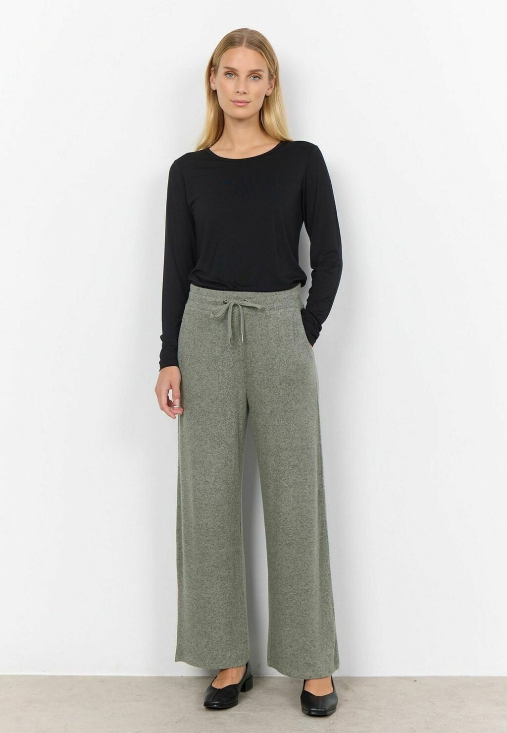 Спортивные брюки Soyaconcept, светло-зеленый
Спортивные брюки Soyaconcept, светло-зеленый