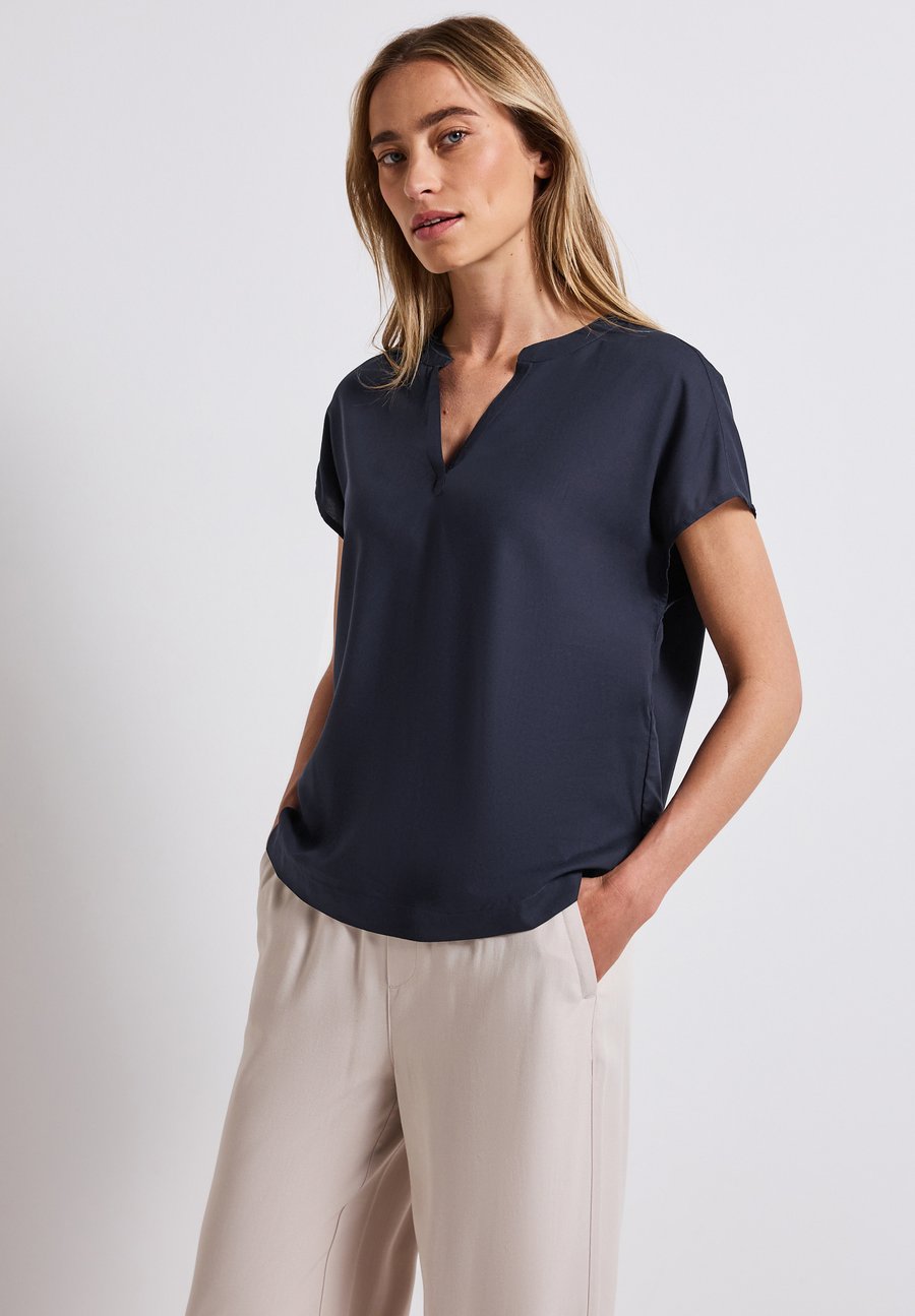 Блуза Street One SPLIT NECK, Blau/Dark Blue
Блуза Street One SPLIT NECK, Blau/Dark Blue