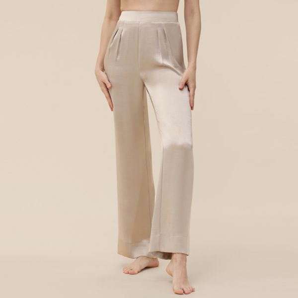 Женские атласные широкие пижамные брюки Adyson Parker, цвет champagne
Женские атласные широкие пижамные брюки Adyson Parker, цвет champagne