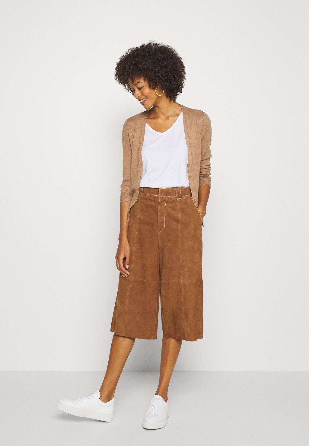 Базовая футболка Anna Field, белый
Базовая футболка Anna Field, белый