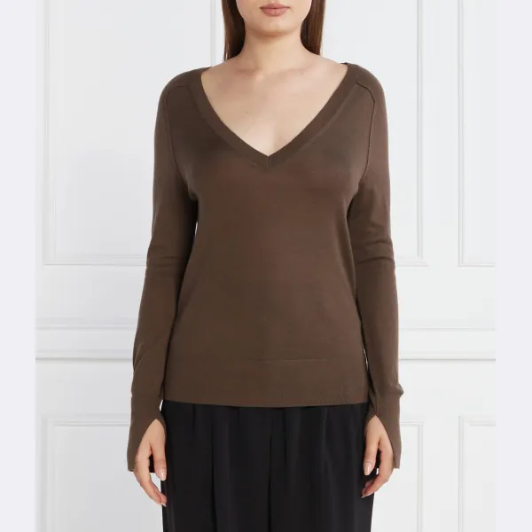 Очень тонкий шерстяной свитер V-NK стандартного кроя Calvin Klein, коричневый
Очень тонкий шерстяной свитер V-NK стандартного кроя Calvin Klein, коричневый