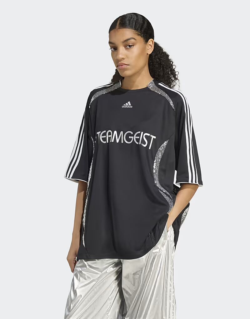 Футболка 4 сезона Teamgeist oversize черного цвета Adidas Originals, Черный, Футболка 4 сезона Teamgeist oversize черного цвета Adidas Originals
Футболка 4 сезона Teamgeist oversize черного цвета Adidas Originals, Черный, Футболка 4 сезона Teamgeist oversize черного цвета Adidas Originals