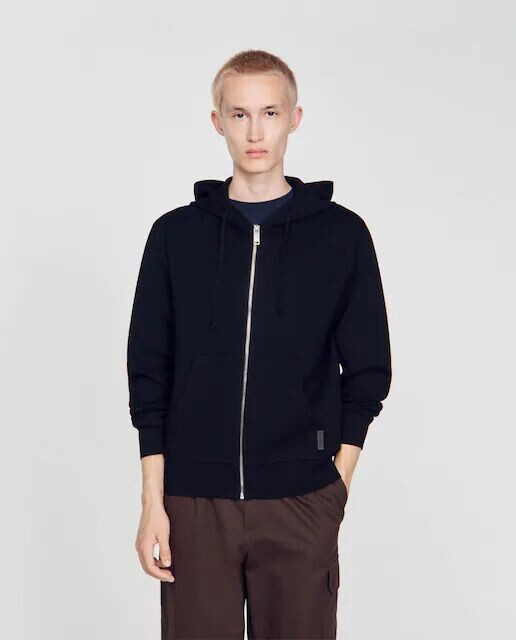 Мужская спортивная куртка с капюшоном и молнией Sandro, черный
Мужская спортивная куртка с капюшоном и молнией Sandro, черный