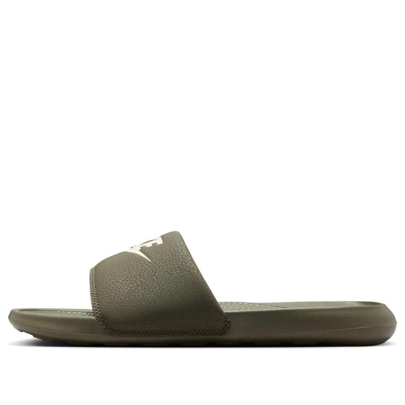 Шлепанцы Nike Victori One Slides 'Cargo Khaki'
Шлепанцы Nike Victori One Slides 'Cargo Khaki'