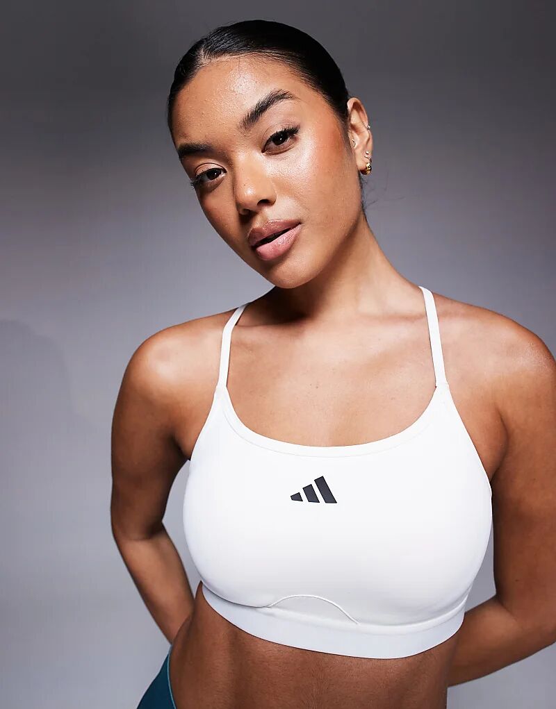 Спортивный бюстгальтер Adidas Training Essentials с лёгкой поддержкой белого цвета Adidas Performance
Спортивный бюстгальтер Adidas Training Essentials с лёгкой поддержкой белого цвета Adidas Performance