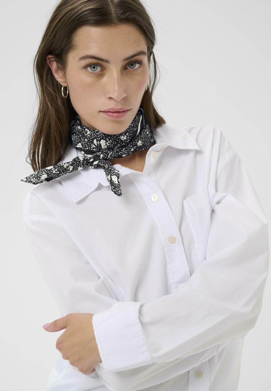 Шарф Part Two PHI, Dark Navy Fragile Print/Black
Шарф Part Two PHI, Dark Navy Fragile Print/Black
