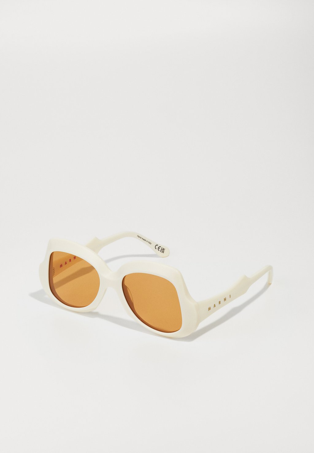 Солнцезащитные очки QUELYFISH UNISEX Marni, бежевый
Солнцезащитные очки QUELYFISH UNISEX Marni, бежевый