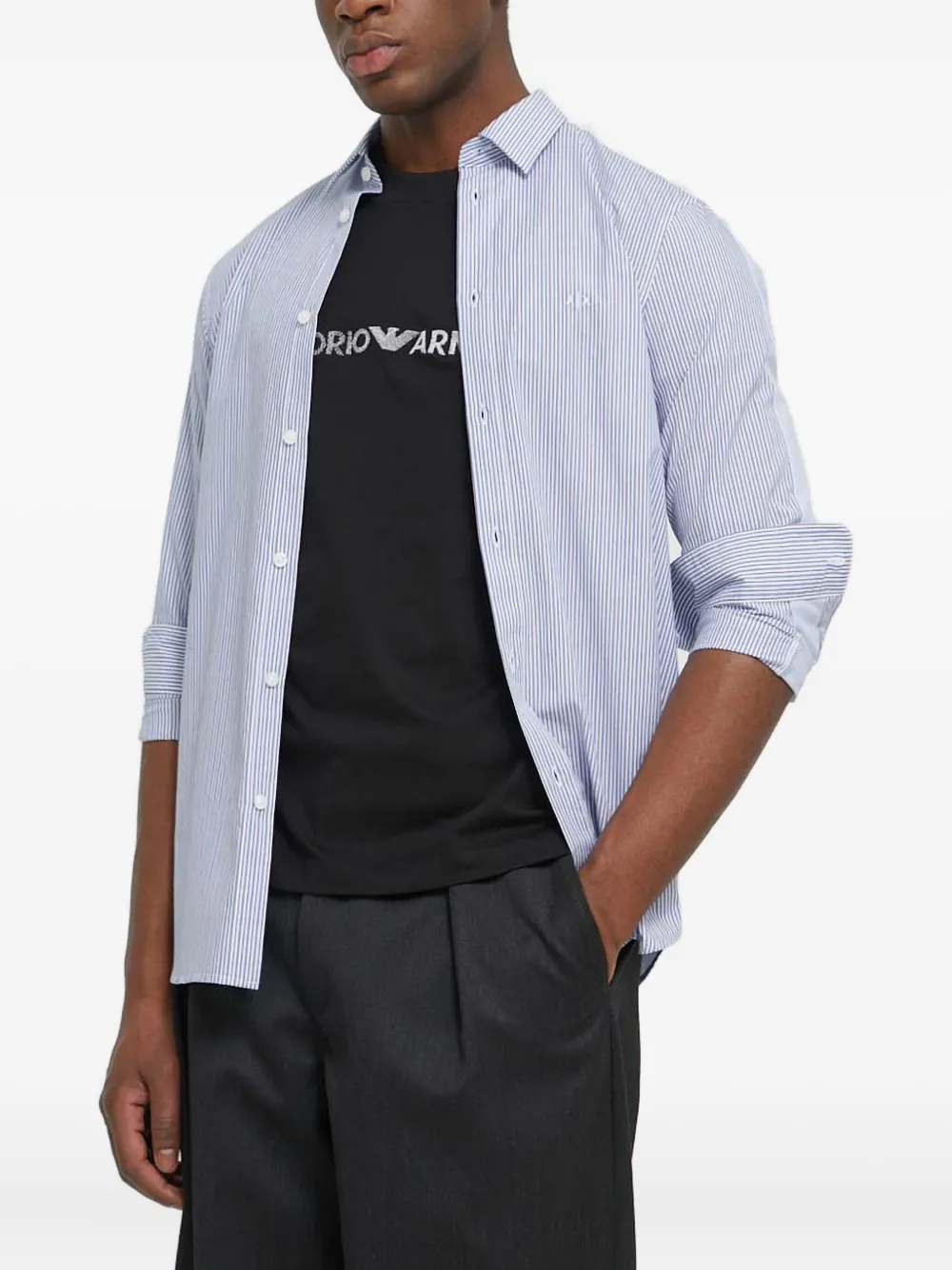 Рубашка в полоску с вышитым логотипом Armani Exchange, синий
Рубашка в полоску с вышитым логотипом Armani Exchange, синий