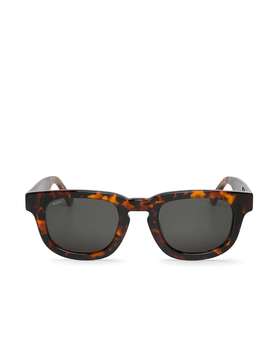 Женские солнцезащитные очки с коричневой ацетатной оправой и классическими линзами Mr. Boho
Женские солнцезащитные очки с коричневой ацетатной оправой и классическими линзами Mr. Boho