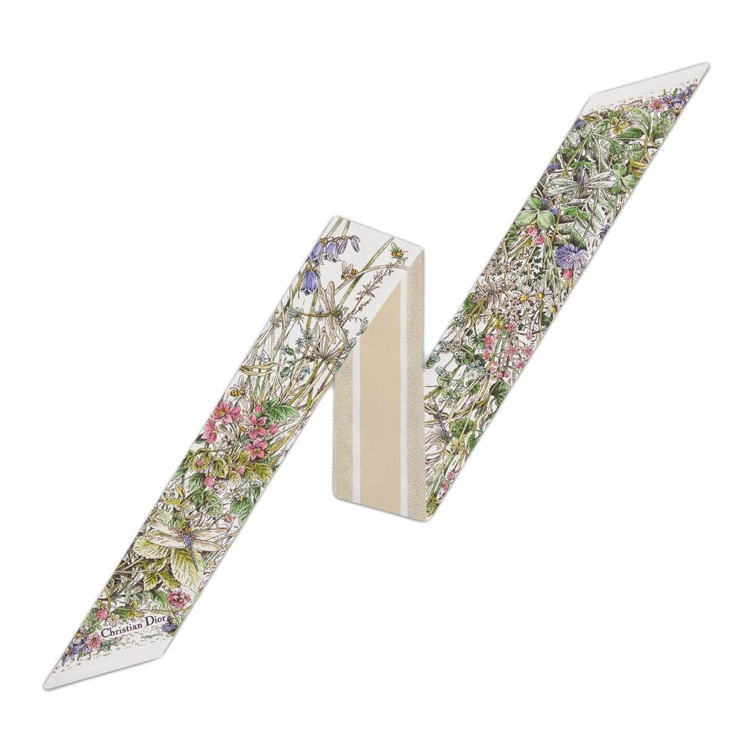 Шёлковый шарф DIOR цвета айвори
Шёлковый шарф DIOR цвета айвори