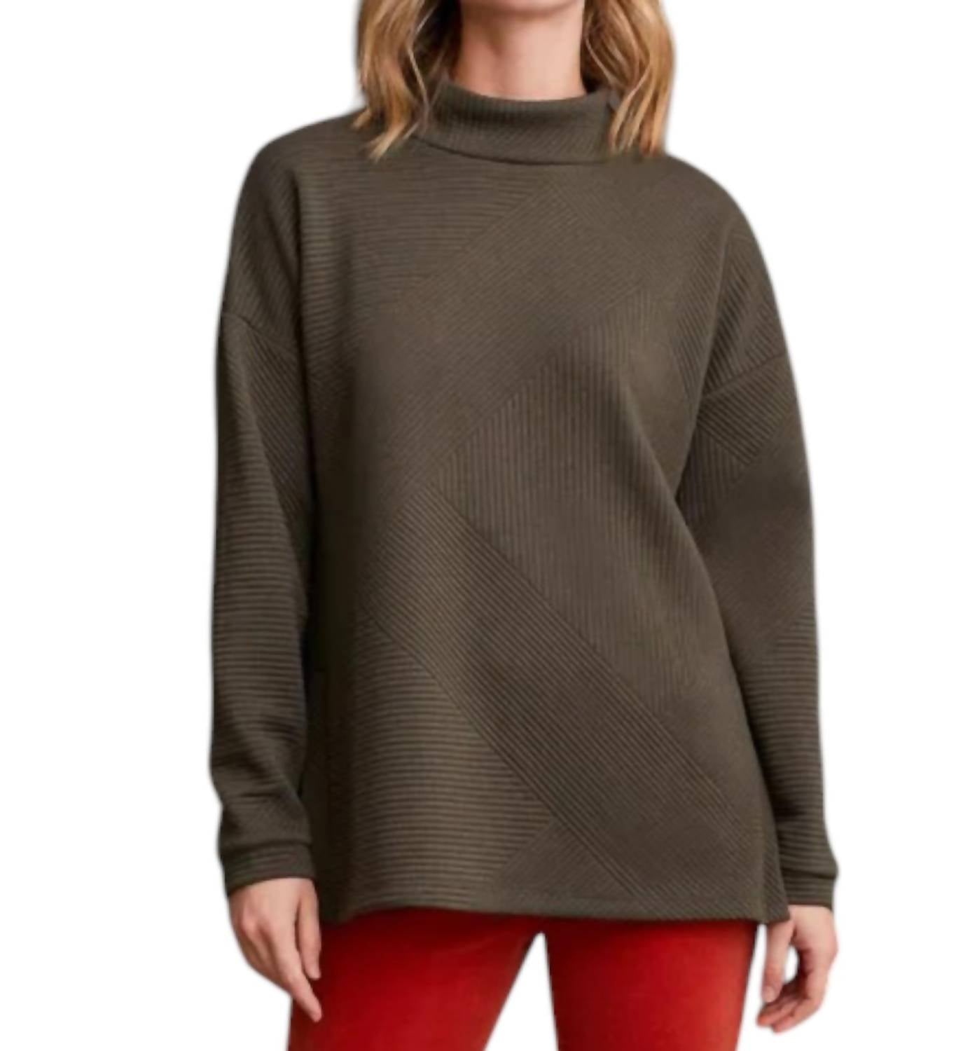 Стеганый трикотажный топ-туника цвета шпината TRIBAL, цвет spinach
Стеганый трикотажный топ-туника цвета шпината TRIBAL, цвет spinach