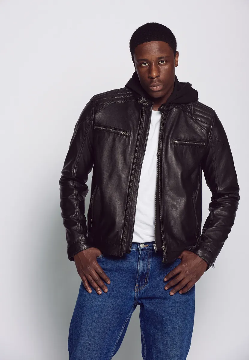 Байкерская куртка JCC "993", черный
Байкерская куртка JCC "993", черный