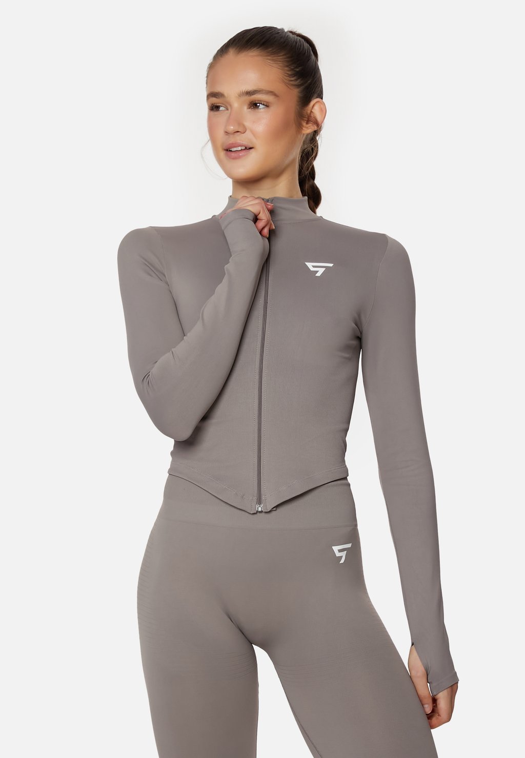 Тренировочная куртка SQUATPROOF, коричневый
Тренировочная куртка SQUATPROOF, коричневый