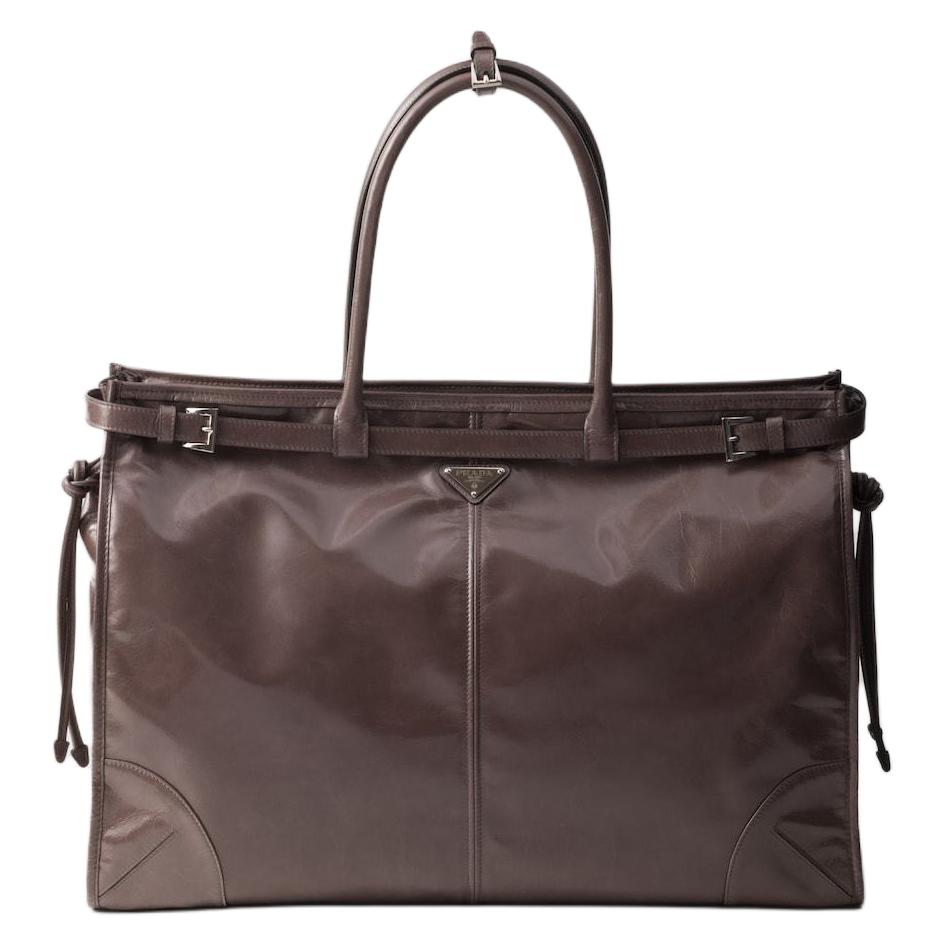 Кожаная сумка-шоппер, шоппер, мужская сумка Cork Beige PRADA, basic set (bag+dust bag)
Кожаная сумка-шоппер, шоппер, мужская сумка Cork Beige PRADA, basic set (bag+dust bag)