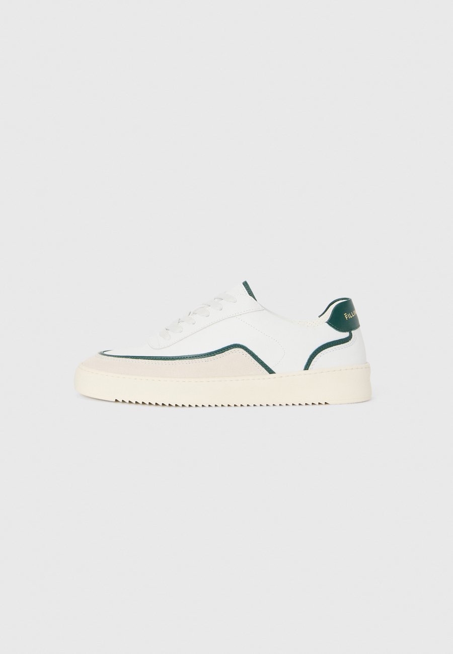 Кроссовки Filling Pieces MONDO STACK, White/Green/White
Кроссовки Filling Pieces MONDO STACK, White/Green/White
