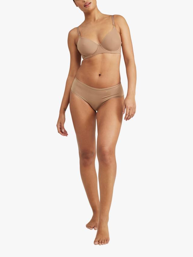 Бюстгальтер Stretch Boss с полным покрытием Nudea, Bare 03
Бюстгальтер Stretch Boss с полным покрытием Nudea, Bare 03