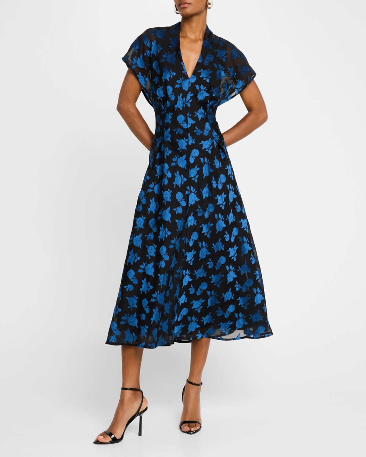 Жаккардовое платье миди Rode с V-образным вырезом Lela Rose, цвет Cornflower 
Жаккардовое платье миди Rode с V-образным вырезом Lela Rose, цвет Cornflower